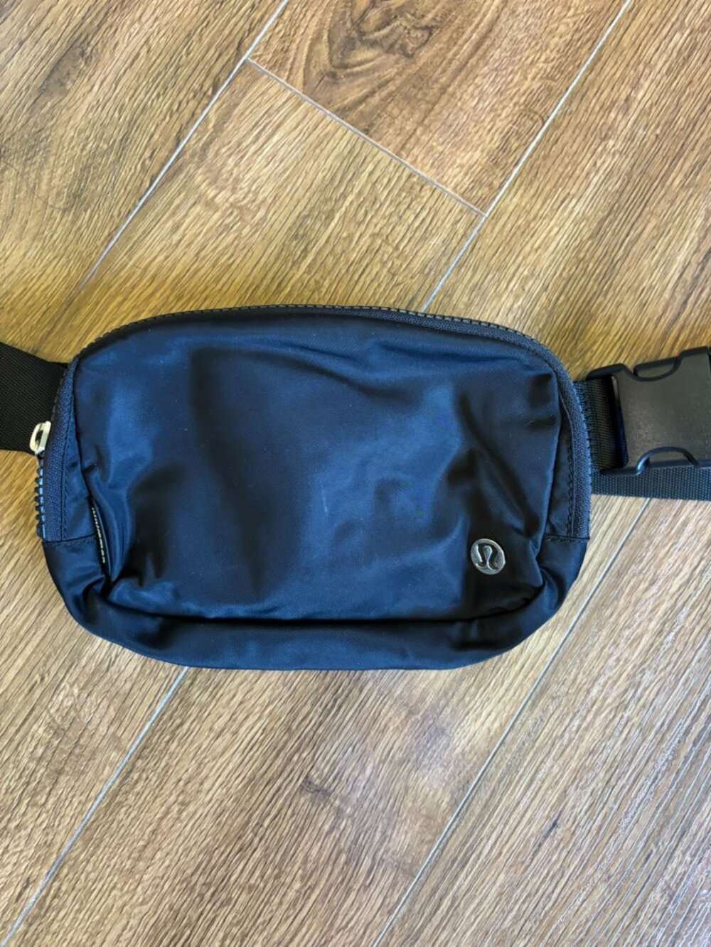 Lululemon Everywhere Belt Bag 1L Black Adjustable Strap Pockets